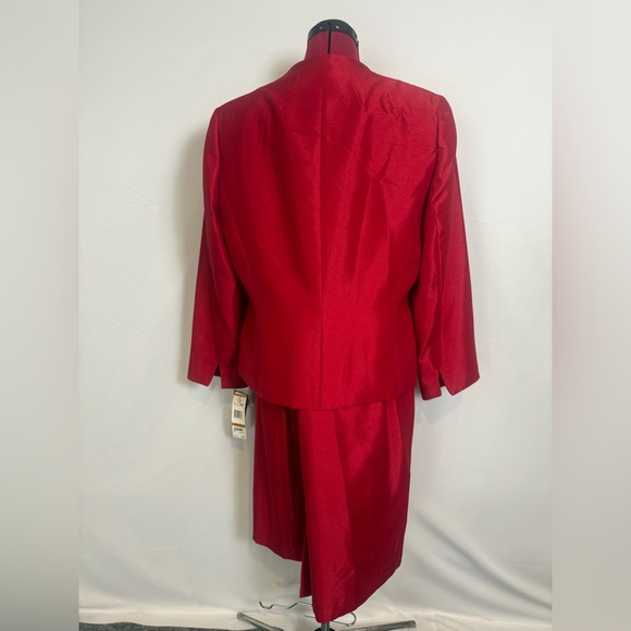 NWT Le Suit Skirt Suit Women’s Size 16W Crimson Red 2-Piece Suit Blazer & Skirt - Picture 10 of 14